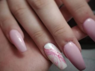 KIẾM-VIỆC-LÀM-NAILS-Ở-MỸ-THỢ-BỘT-HOA-KỲ-2