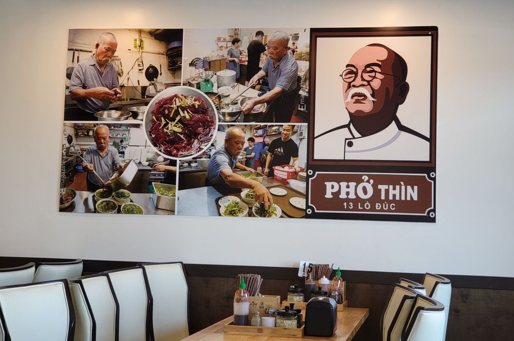 Khám phá hương vị tuyệt vời tại Phở Thìn Bolsa Lò Đúc
