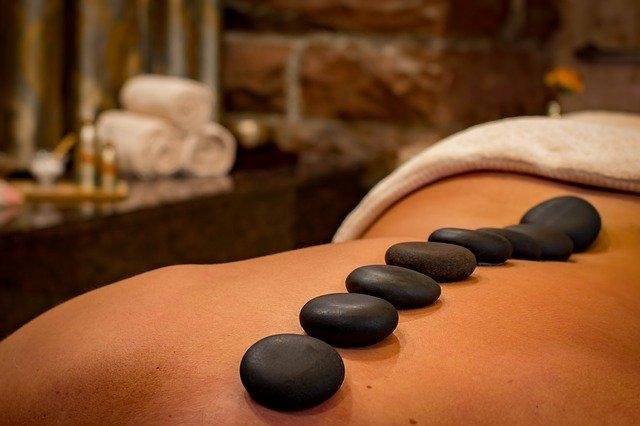 AMAZING SPA Grand Opening: The Best Massage + Hot Stone. Đặc Biệt: Trẻ, đẹp