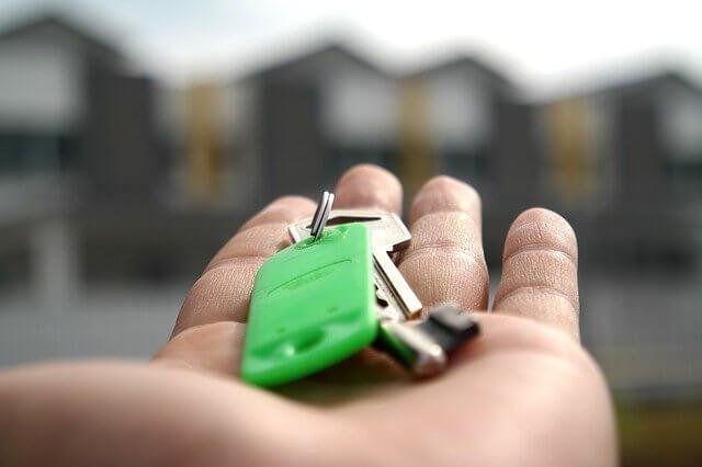 Nhà cho thuê với phòng rộng. ADU 2PN/2PT cho thuê $2,600 1 tháng. Bao gas, điện, nước. D