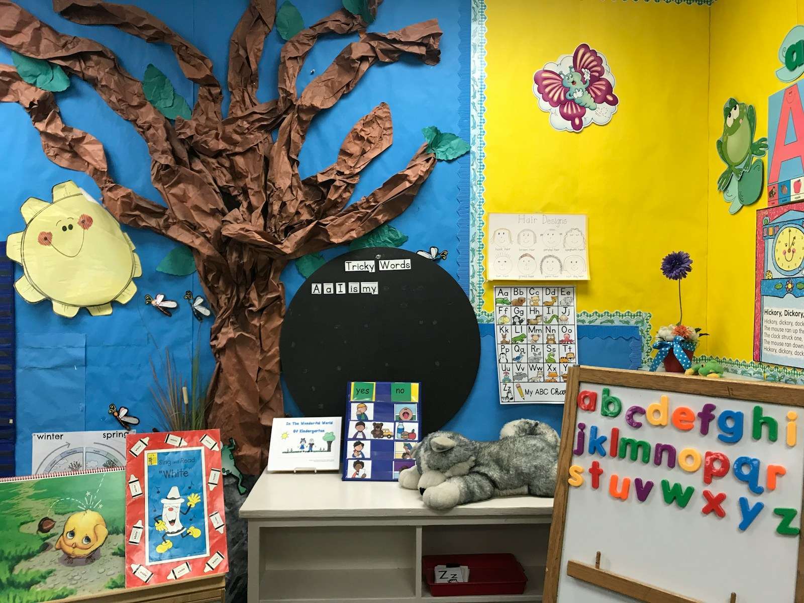 Trung tâm School First Learning Center có chương trình dạy kèm sau giờ học, dạy riêng ho