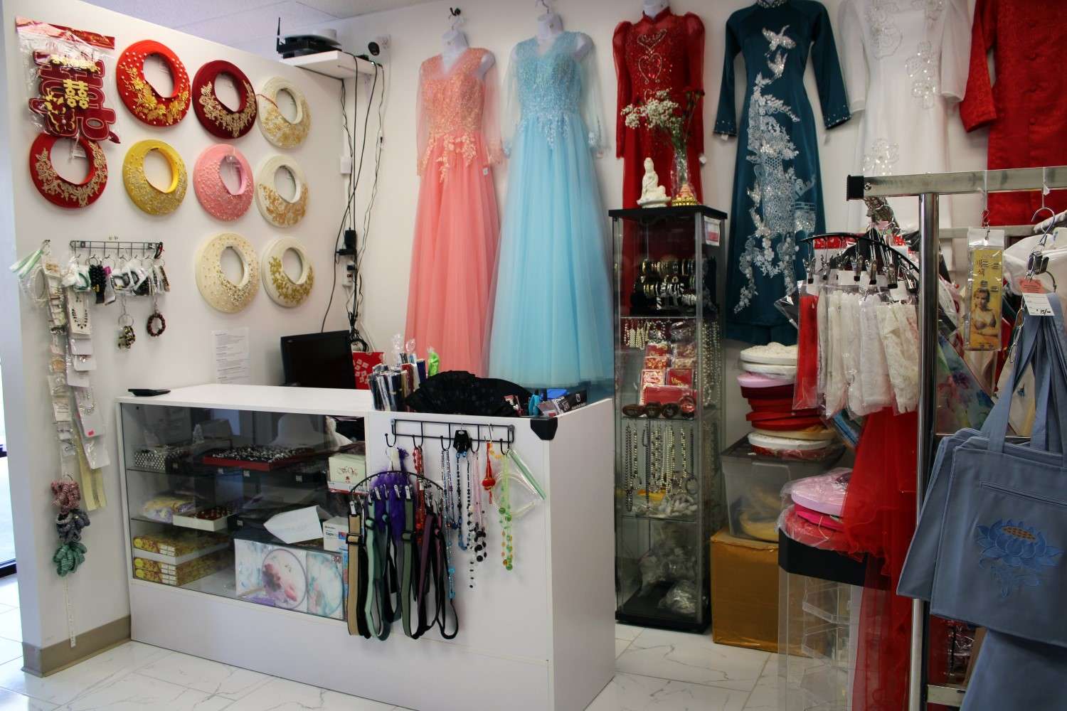 Brand NEW Asian bridal & clothes shop FOR SALE